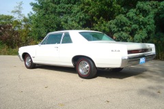 1964-gto-4speed-white-white-tri-power-glass-005