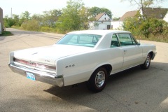1964-gto-4speed-white-white-tri-power-glass-008
