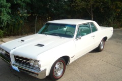 1964-gto-4speed-white-white-tri-power-glass-023