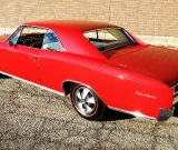 1966-chevelle-ss-red-white-016