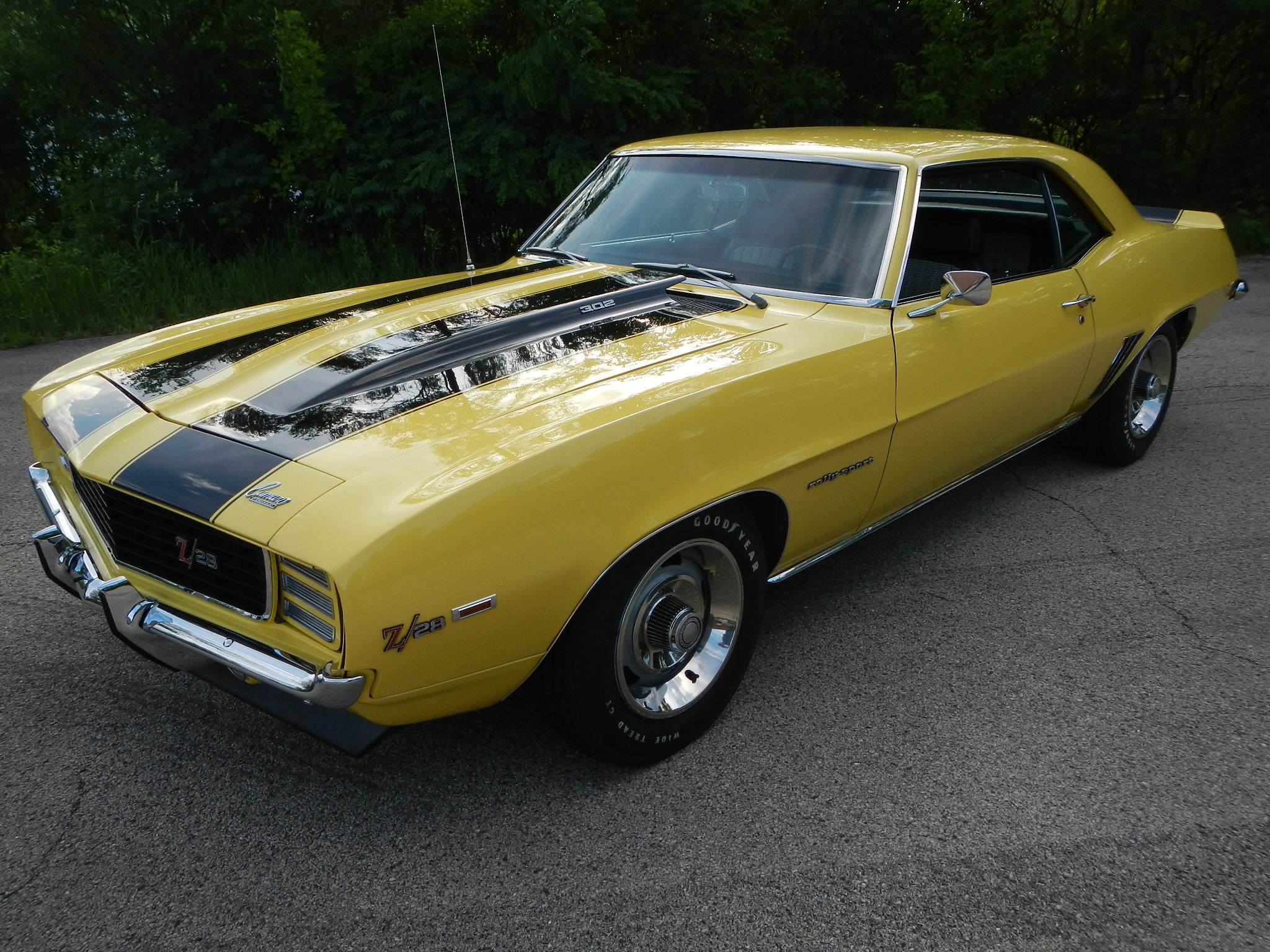 1969 RS Z28 Daytona Yellow
