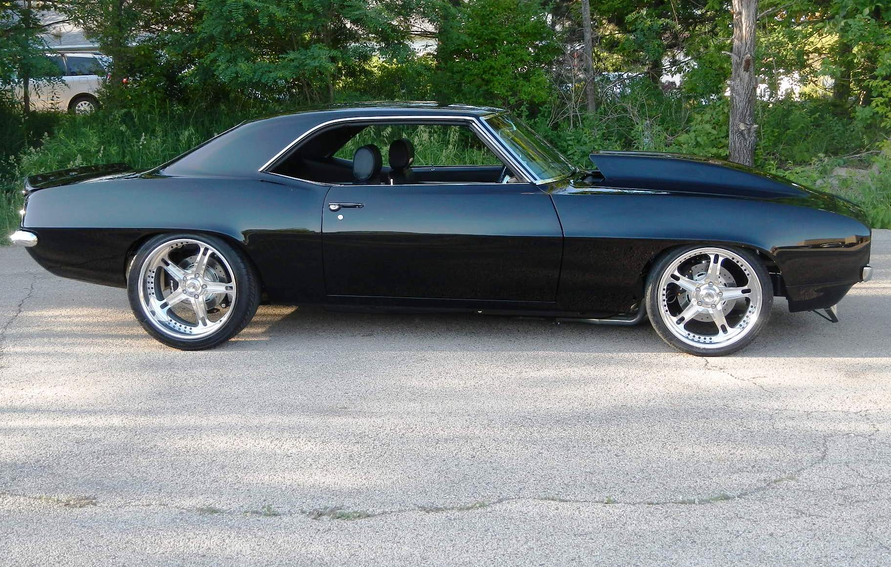 1969 Camaro Resto-Mod Black Big Block