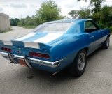 1969-z28-camaro-lemans-blue-x77-white-houndstooth-024