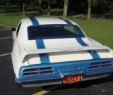 1969-trans-am-4-speed-pontiac-blue-interior-003