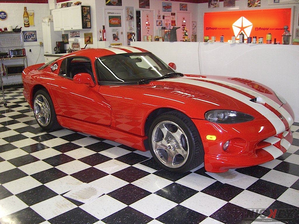 2002 Dodge Viper GTS