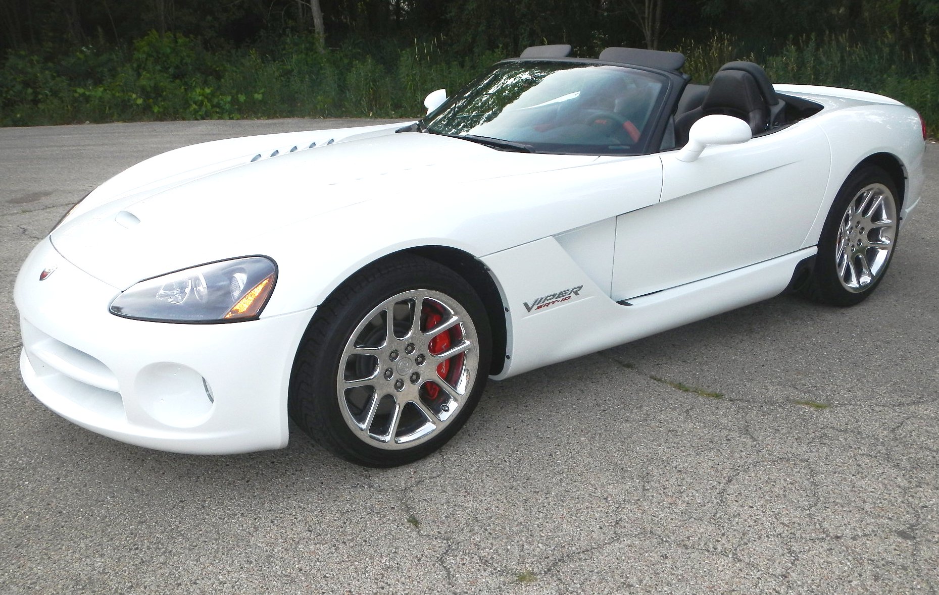 2004 Viper White Momba One of 200