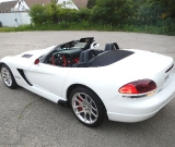 2004-dodge-viper-white-momba-038