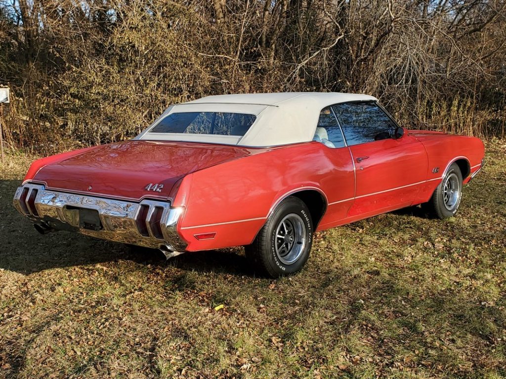 Oldsmobile 442 Convertible