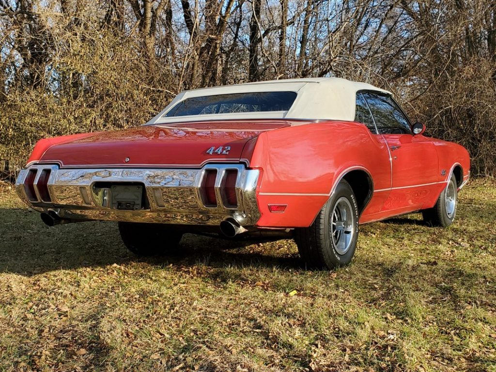 Oldsmobile 442 Convertible