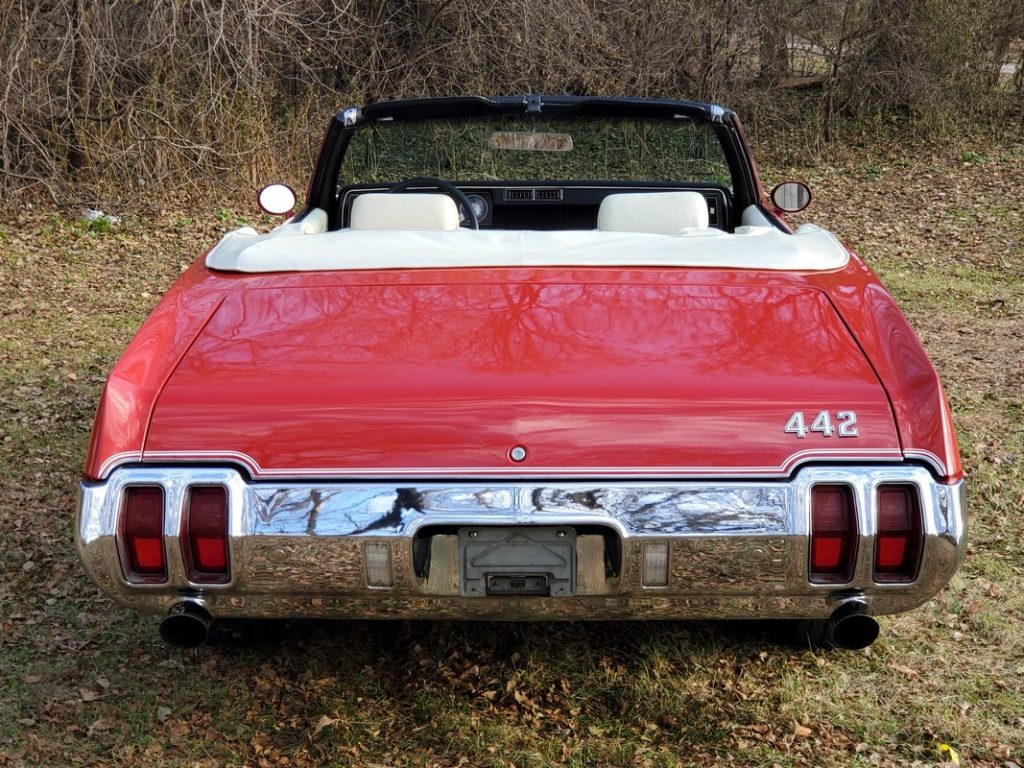 Oldsmobile 442 Convertible