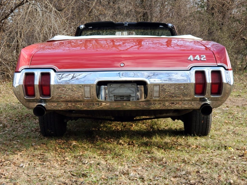 Oldsmobile 442 Convertible