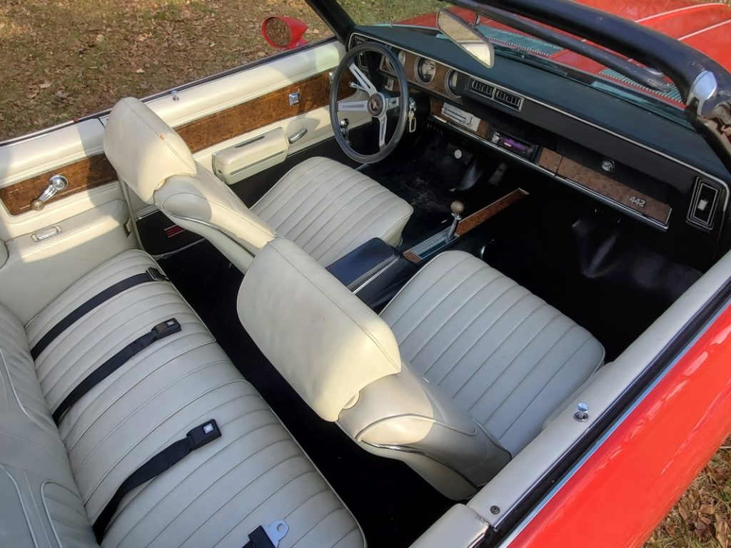 Oldsmobile 442 Convertible