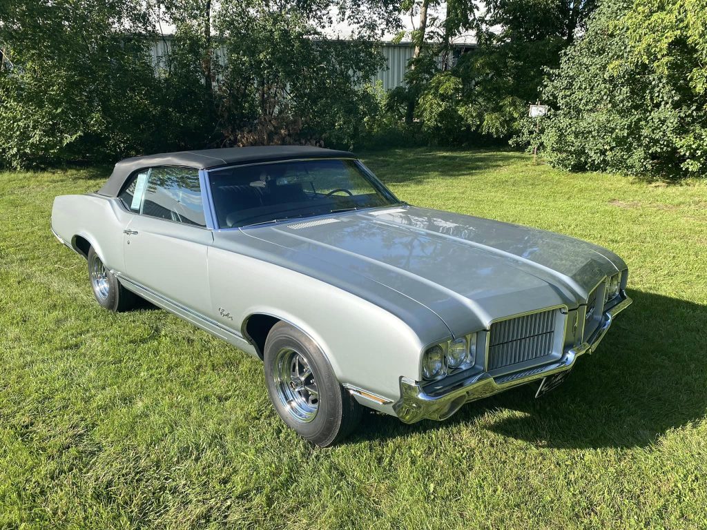 1971 Cutlass S Convertible - 4 speed