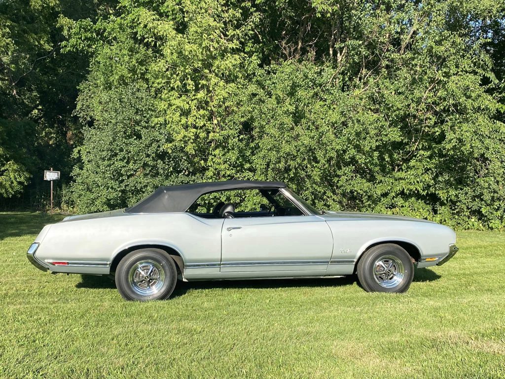 1971 Cutlass S Convertible - 4 speed