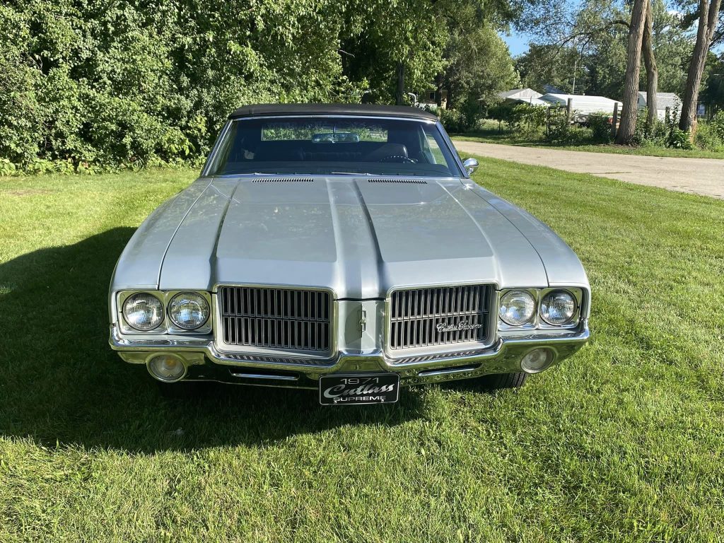 1971 Cutlass S Convertible - 4 speed
