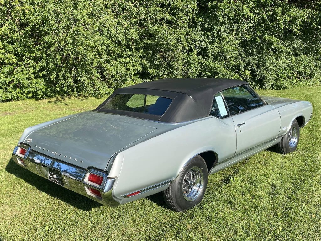 1971 Cutlass S Convertible - 4 speed