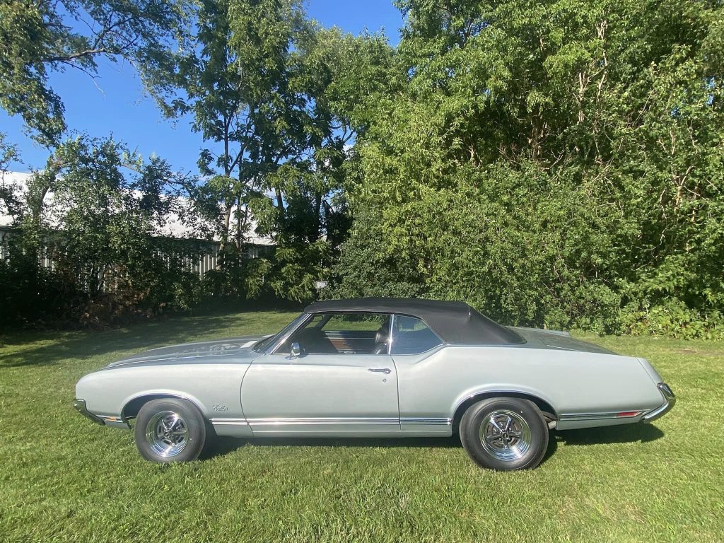 1971 Cutlass S Convertible - 4 speed