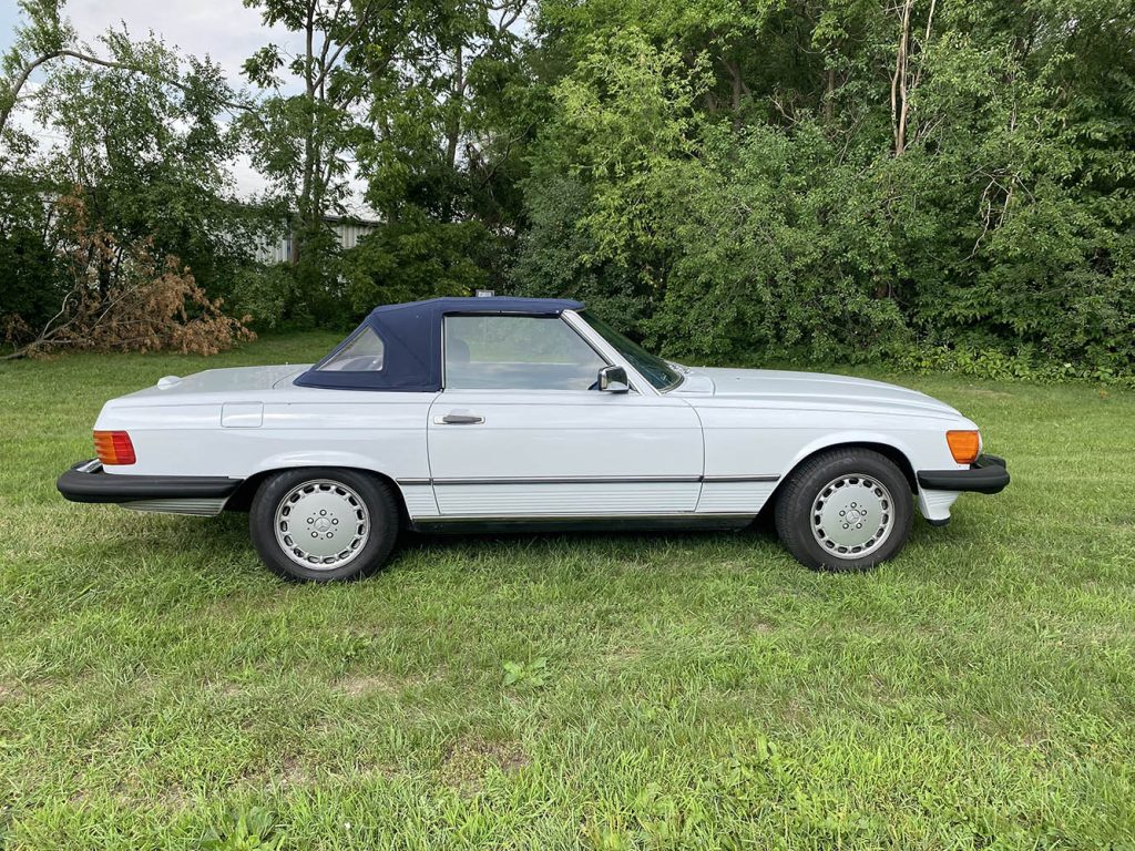 1988 Mercedes 560 SL Convertible