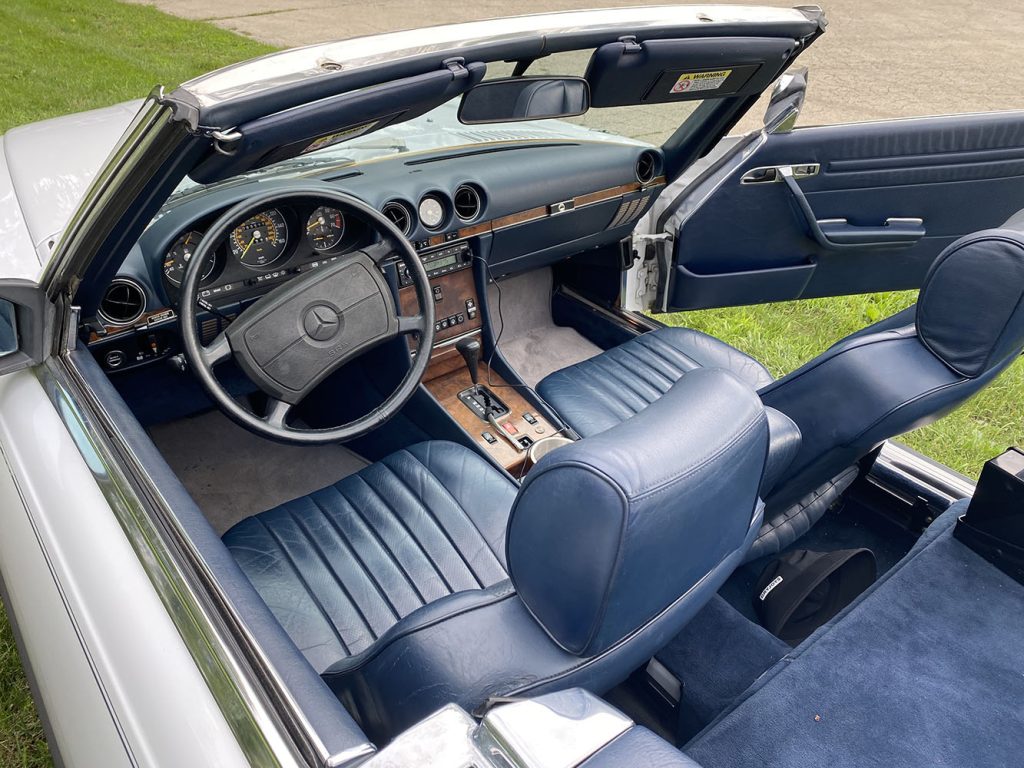 1988 Mercedes 560 SL Convertible