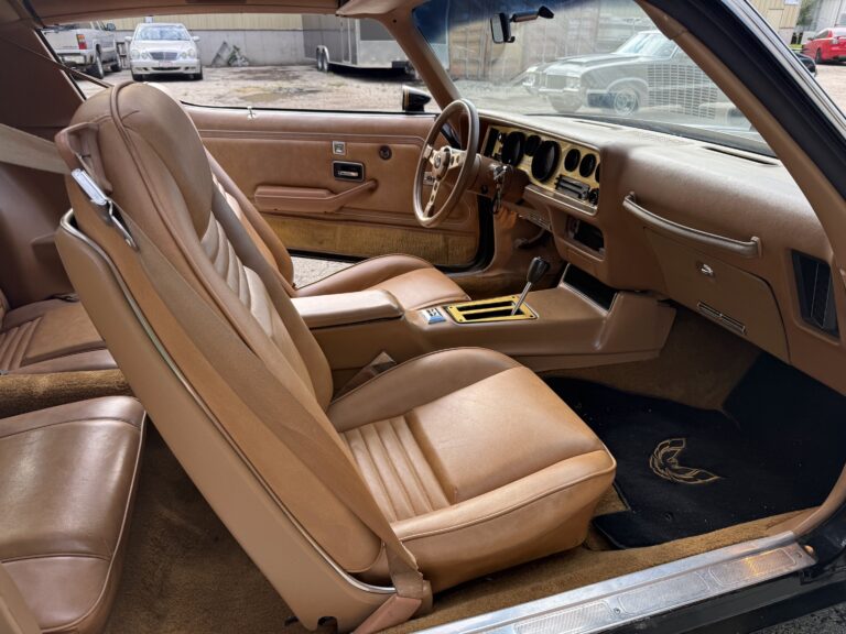 1979 Pontiac Firebird Trans Am SE interior from the passenger side
