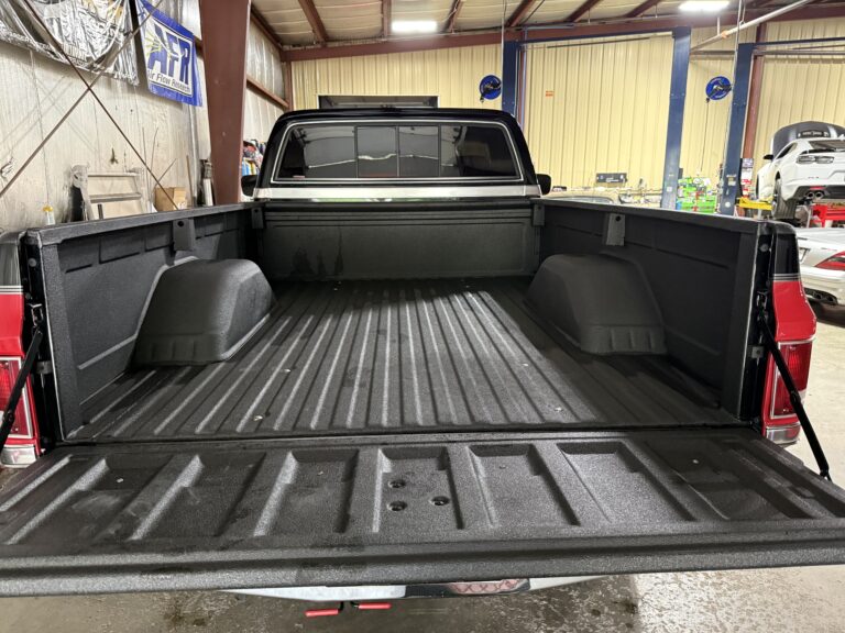 1983 Chevrolet K20 Silverado 4x4, bed with spray-in liner and tailgate down