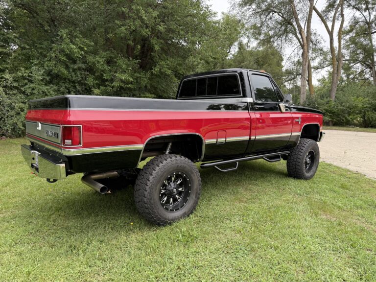 1983 Chevrolet K20 Silverado 4x4, rear three quarter field