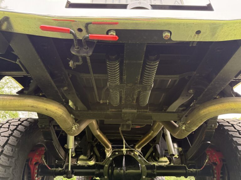 1983 Chevrolet K20 Silverado 4x4, underbody exhaust