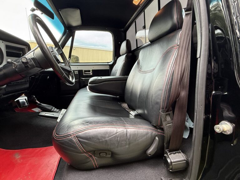 1983 Chevrolet K20 Silverado 4x4, seat detail