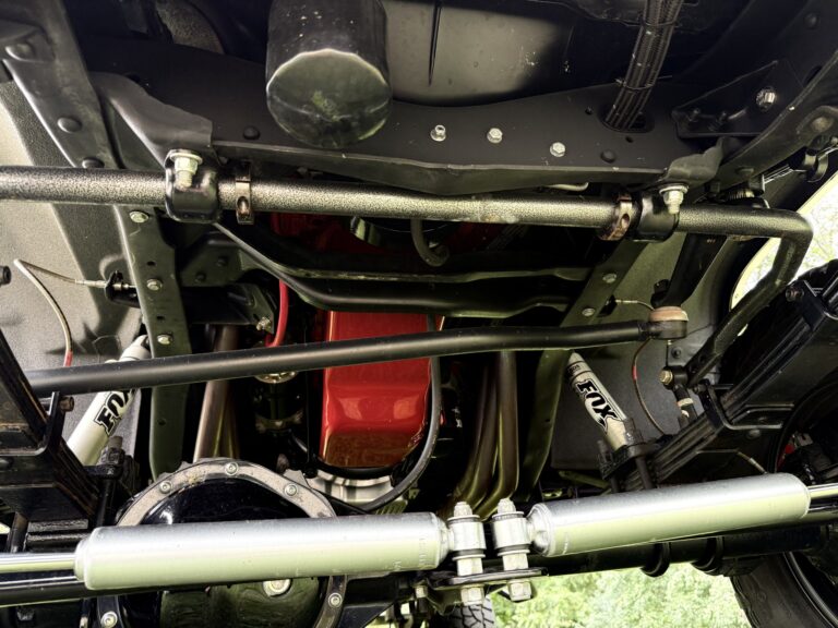 1983 Chevrolet K20 Silverado 4x4, steering linkage