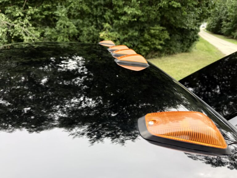 1983 Chevrolet K20 Silverado 4x4, cab marker lights