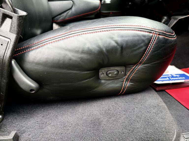 1983 Chevrolet K20 Silverado 4x4, seat cushion detail